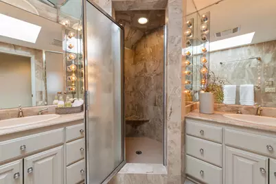 2618 W Lake Park Ct, Mequon, WI 53092 - Photo 55