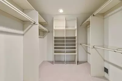 2618 W Lake Park Ct, Mequon, WI 53092 - Photo 51