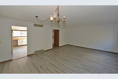 5740  Cambridge Ln #3, Racine, WI 53406 - Photo 7