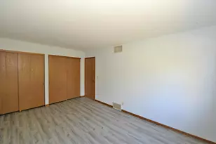 5740 Cambridge Ln, Racine, WI 53406 - Photo 15