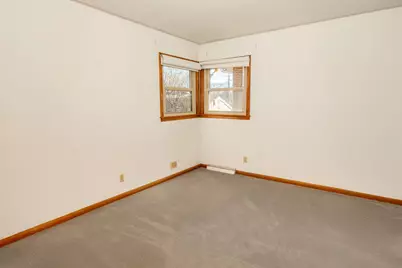 4200 S McCarty Ave, Saint Francis, WI 53235 - Photo 27