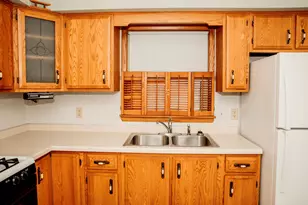 4200 S McCarty Ave, Saint Francis, WI 53235 - Photo 21