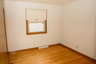 4200 S McCarty Ave, Saint Francis, WI 53235 - Photo 27