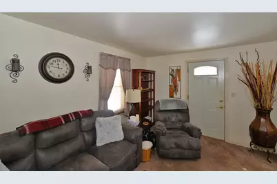 2324  Gilson St, Racine, WI 53403 - Photo 3