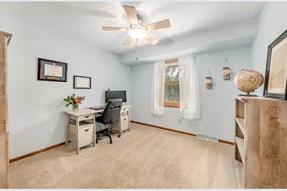 N108W16351  Scarlet Dr, Germantown, WI 53022 - Photo 27