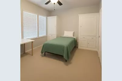 2615 N Wauwatosa Ave, Wauwatosa, WI 53213 - Photo 5