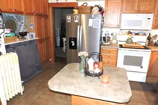 516 Riverside Dr, Fort Atkinson, WI 53538 - Photo 7