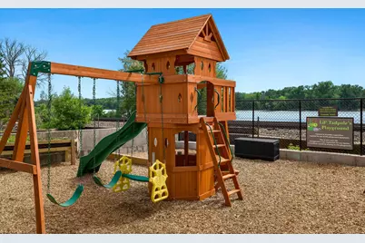 115  N Shore Dr, Fountain City, WI 54629 - Photo 31