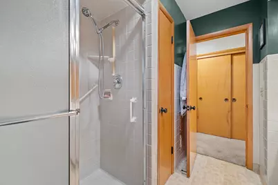 3337  Kensington Ct, Racine, WI 53405 - Photo 17