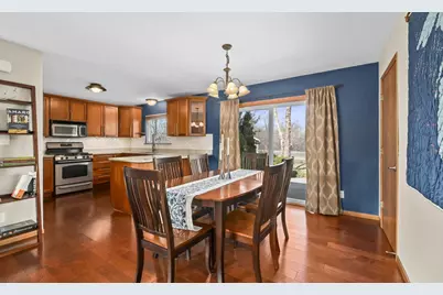 2512  Rebecca Dr, Racine, WI 53402 - Photo 7