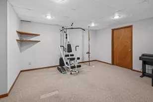 2512 Rebecca Dr, Racine, WI 53402 - Photo 31