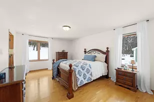 219 Westfield Way, Pewaukee, WI 53072 - Photo 11