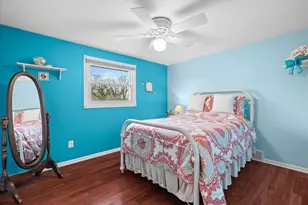 10235 W Cascade Dr, Franklin, WI 53132 - Photo 23