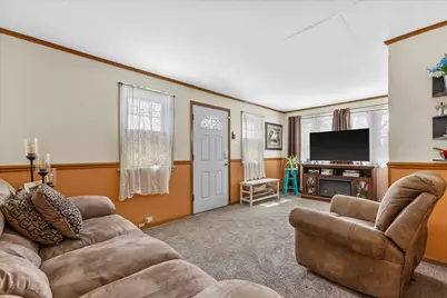 6307 N 104th St, Milwaukee, WI 53225 - Photo 11