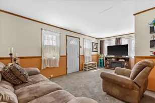 6307 N 104th St, Milwaukee, WI 53225 - Photo 11