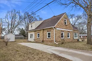 6307 N 104th St, Milwaukee, WI 53225 - Photo 7