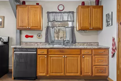 6307 N 104th St, Milwaukee, WI 53225 - Photo 15