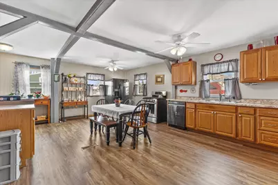 6307 N 104th St, Milwaukee, WI 53225 - Photo 15