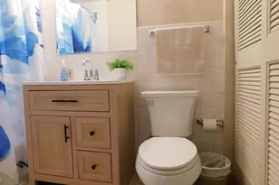 6535 Powell Pl, Wauwatosa, WI 53213 - Photo 9