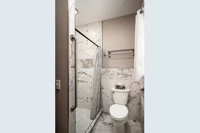 207 E Jefferson St, Viroqua, WI 54665 - Photo 11