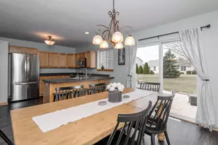 3800 Rivers Crossing Dr, Waukesha, WI 53189 - Photo 13