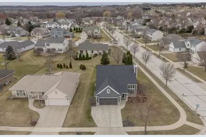 3800  Rivers Crossing Dr, Waukesha, WI 53189 - Photo 57