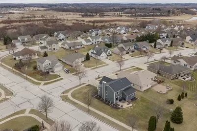 3800  Rivers Crossing Dr, Waukesha, WI 53189 - Photo 55