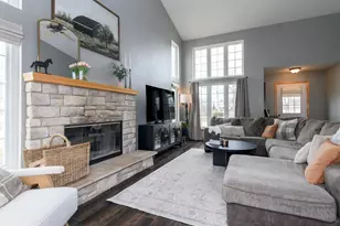 3800 Rivers Crossing Dr, Waukesha, WI 53189 - Photo 9