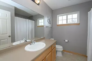 3800 Rivers Crossing Dr, Waukesha, WI 53189 - Photo 35