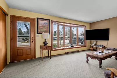 4126 N 47th Pl, Sheboygan, WI 53083 - Photo 9