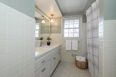 616  Westminster Dr, Waukesha, WI 53186 - Photo 41