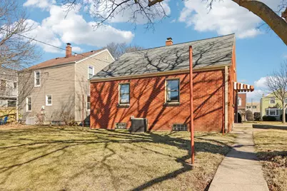 3163 S 28th St, Milwaukee, WI 53215 - Photo 39