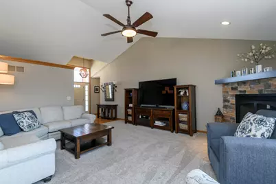 S97W13801  Stonebridge Way, Muskego, WI 53150 - Photo 5