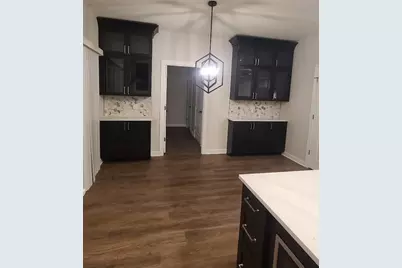 1629 N 20th St, Milwaukee, WI 53205 - Photo 7