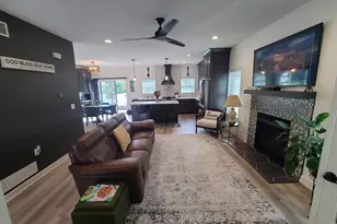 1607 N 21st St, Milwaukee, WI 53205 - Photo 9