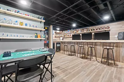 915  Carol St, Watertown, WI 53094 - Photo 15