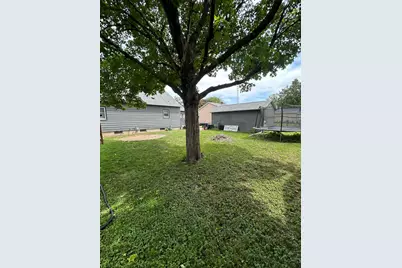 915  Carol St, Watertown, WI 53094 - Photo 19