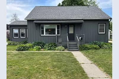 915  Carol St, Watertown, WI 53094 - Photo 1