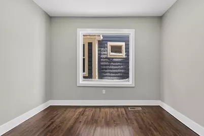 2519 S Austin St, Milwaukee, WI 53207 - Photo 11