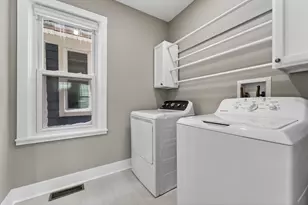 2519 S Austin St, Milwaukee, WI 53207 - Photo 15