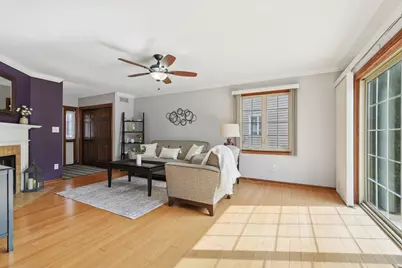 7533 W Tuckaway Creek Dr, Franklin, WI 53132 - Photo 5