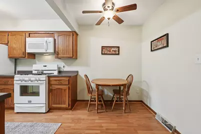 7533 W Tuckaway Creek Dr, Franklin, WI 53132 - Photo 13