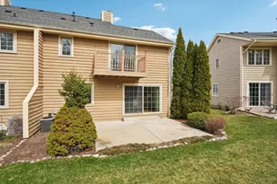 7533 W Tuckaway Creek Dr, Franklin, WI 53132 - Photo 31