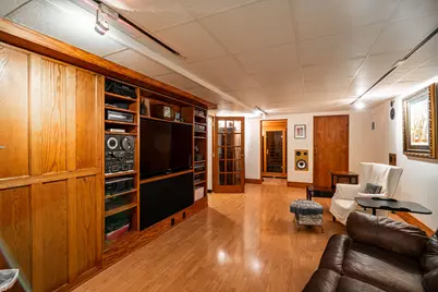 838 N 64th St, Wauwatosa, WI 53213 - Photo 21