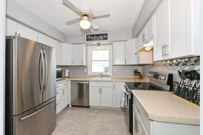 N84W14678  Menomonee Ave, Menomonee Falls, WI 53051 - Photo 7