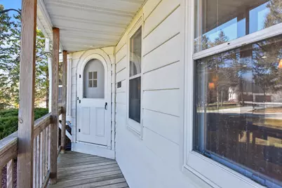 18525  Pleasant St, Brookfield, WI 53045 - Photo 5