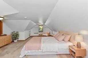 18525 Pleasant St, Brookfield, WI 53045 - Photo 21