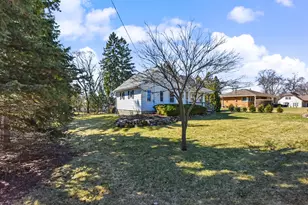 18525 Pleasant St, Brookfield, WI 53045 - Photo 35