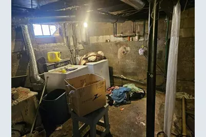 914  Madison St, Beaver Dam, WI 53916 - Photo 9