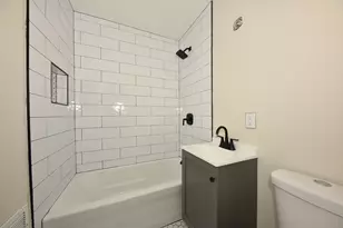 8106 W Herbert Ave, Milwaukee, WI 53218 - Photo 25